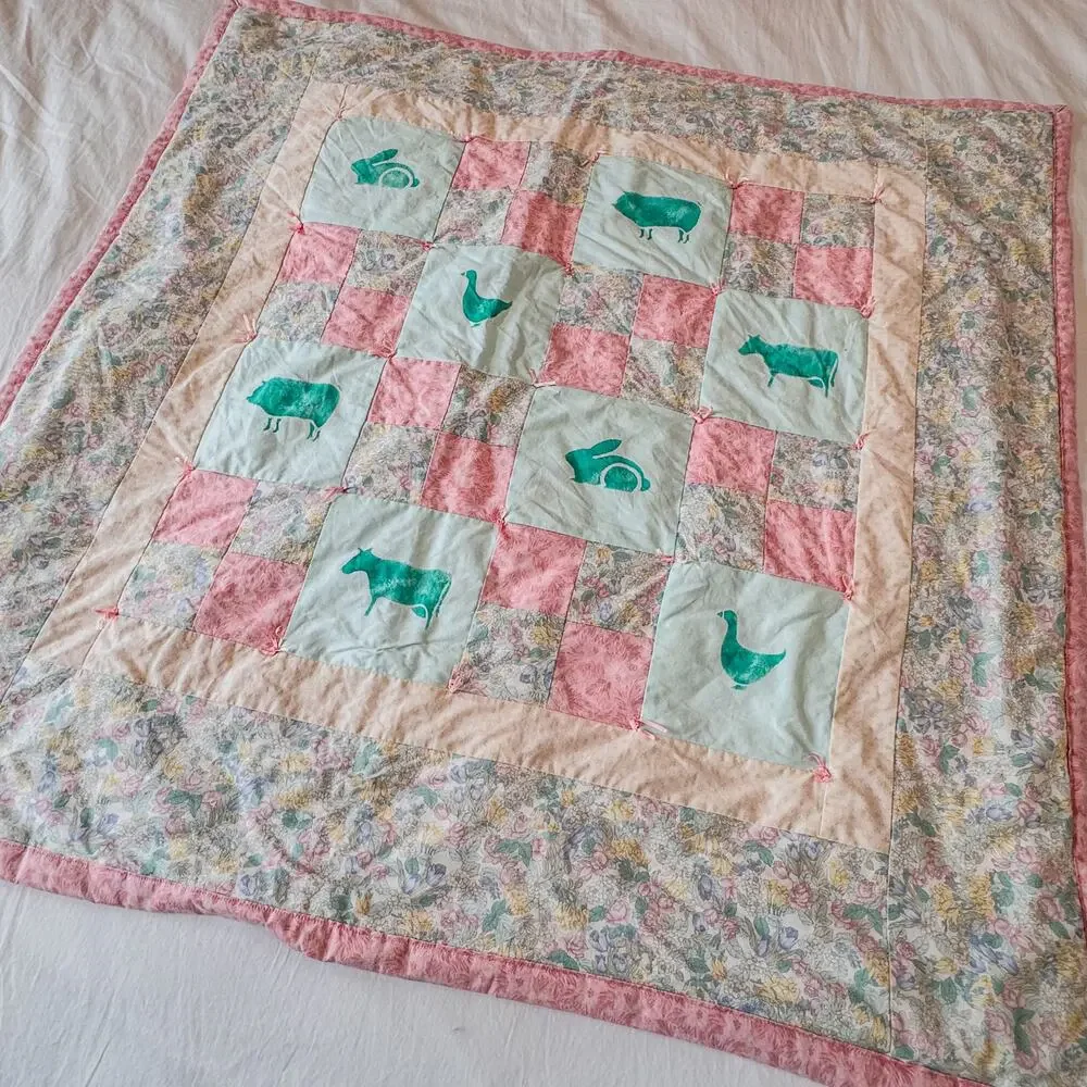 Vintage Handmade Patchwork Pink/Cream Baby Quilt w/ Teal Farm Animal, 40